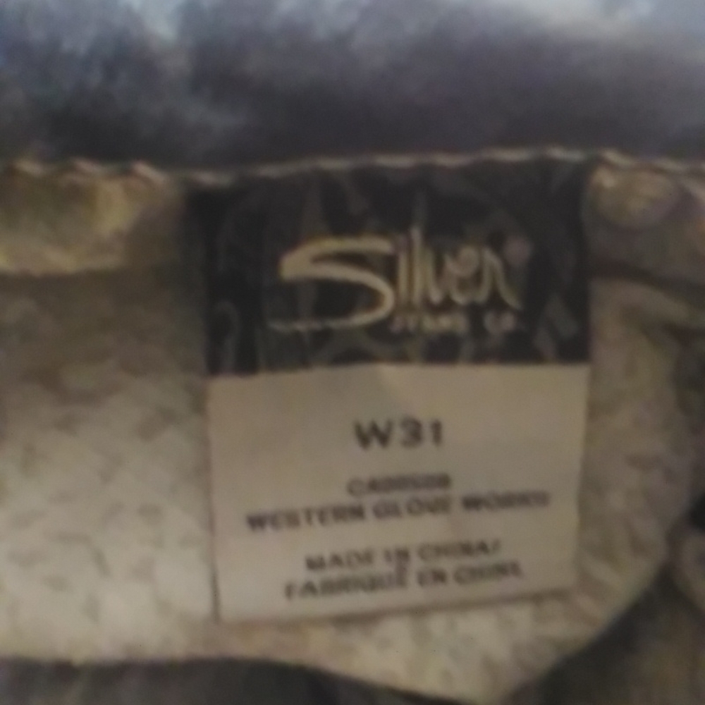 Silver Capris - image 8